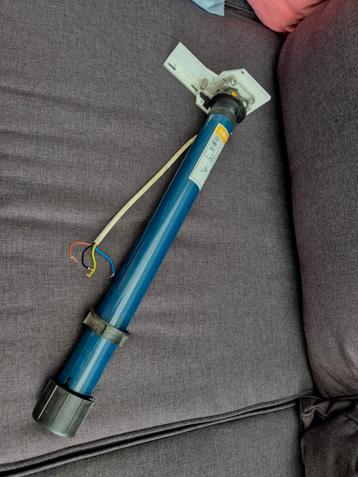 Comleet Somfy SCREEN of val scherm motor. beschikbaar voor biedingen