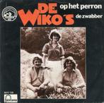 Single (1977) de Wiko's - Op het Perron / de Zwabber., Cd's en Dvd's, Vinyl Singles, Nederlandstalig, Gebruikt, Ophalen of Verzenden