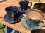 4 espresso kopjes en schotels handgedraaid blauw beige bruin, Antiek en Kunst, Ophalen of Verzenden