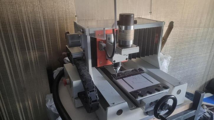 Cielle CNC 16/10, Doe-het-zelf en Verbouw, Gereedschap | Freesmachines, Gebruikt, Elektrisch, Bovenfrees, Ophalen