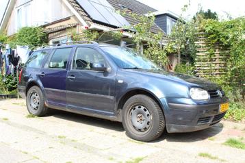 Volkswagen Golf 1.6 Variant 77KW 2004 Blauw beschikbaar voor biedingen