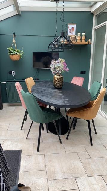 Ovale visgraat tafel hedy beschikbaar voor biedingen