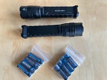 Fenix LD41 ledzaklamp op AA-batterijen beschikbaar voor biedingen