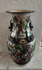 Chinese Baluster Vaas - Polychroom Emaille, Warrior Scenes, Ophalen of Verzenden