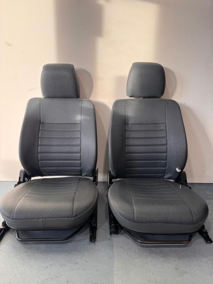 Voorstoelen Land Rover Defender 90 TD5 uit 2004, Auto-onderdelen, Interieur en Bekleding, Land Rover, Gebruikt, Ophalen