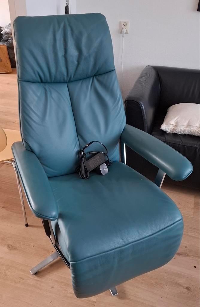 Relax fauteuil, Huis en Inrichting, Fauteuils, Zo goed als nieuw, Leer, Metaal, 50 tot 75 cm, Ophalen