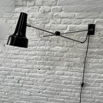 midcdentury wandlamp / hengellamp zwart staal - industrieel beschikbaar voor biedingen