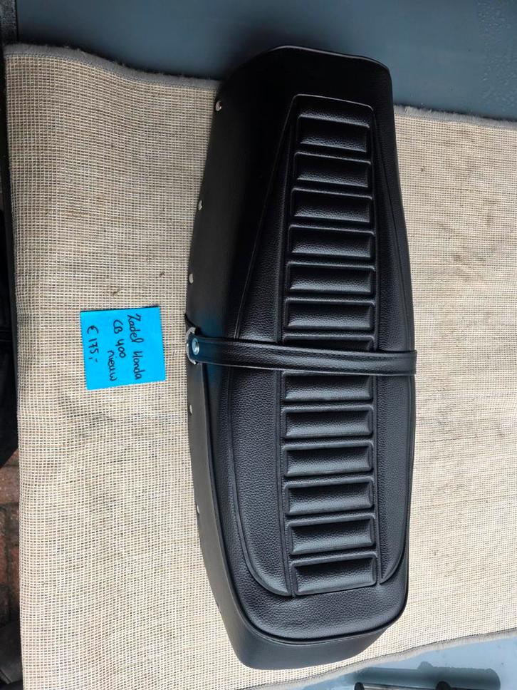 Nieuw Zadel Honda CB 400 Four, Motoren, Onderdelen | Honda, Nieuw, Ophalen of Verzenden