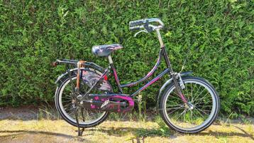 Omafiets (kindermaatje) | zwart met roze details | 20 inch beschikbaar voor biedingen