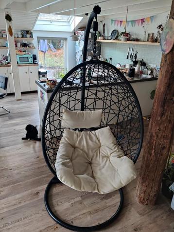 Egg chair ei stoel hangstoel  beschikbaar voor biedingen