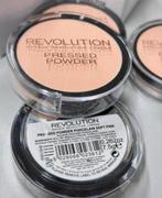 12X Makeup Revolution Pressed Powder - Soft Pink - make-up, Gehele gezicht, Nieuw, Ophalen of Verzenden, H
