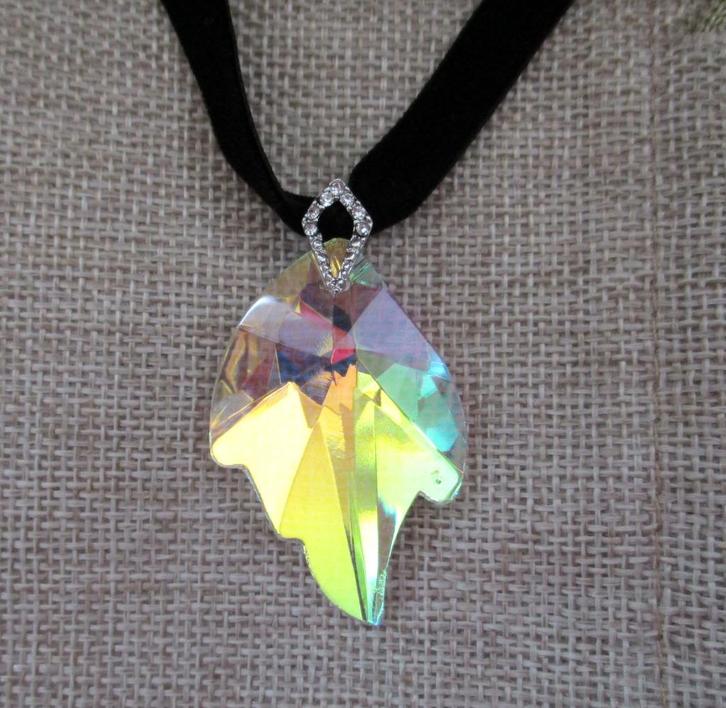 Tachyon Archion® gestructureerde ketting - kristal blaadje, Diversen, Verpleegmiddelen, Nieuw, Ophalen of Verzenden