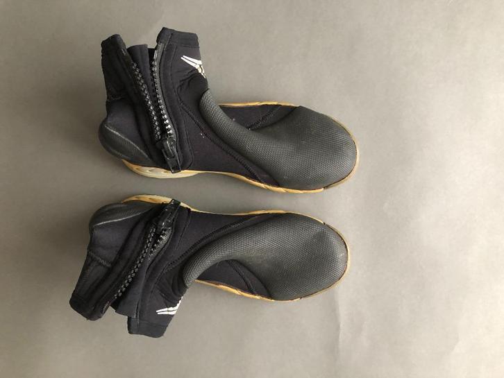 MARES | Schoenen | Maat 7, Watersport en Boten, Duiken, Gebruikt, Zwem- of Duikvliezen, Ophalen of Verzenden