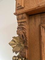 Eikenhouten kast met kraag - Verhuizing, Ophalen