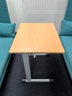 Bureau met metalen poten, Ophalen, Gebruikt, Bureau