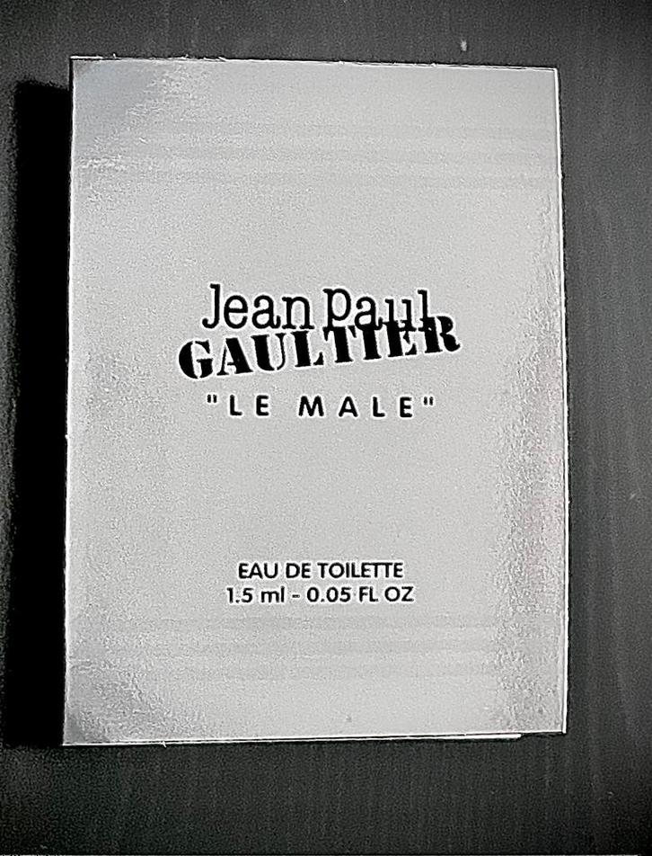 Jean Paul Gaultier - Le Male - Eau de Toilette proefje 1,5ml, Sieraden, Tassen en Uiterlijk, Uiterlijk | Parfum, Nieuw, Ophalen of Verzenden