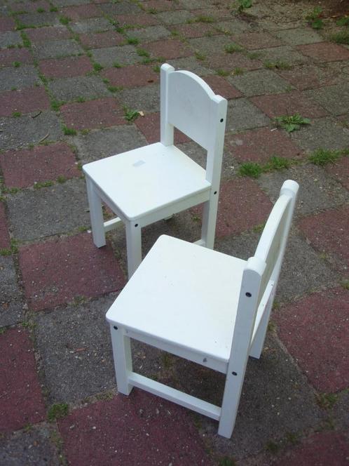Houten witte: kinderstoeltjes, Tuin en Terras, Tuinstoelen, Zo goed als nieuw, Hout, Stapelbaar, Ophalen