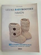 Leuke babybooties haken patronen 30 babyslofjes haken, Patroon of Boek, Ophalen of Verzenden, Zo goed als nieuw, Haken