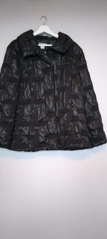 Zwarte Gewatteerde Jas - Maat M beschikbaar voor biedingen