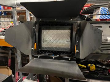 F.A.L. Floodlights. 18 Stuks 1Kw. Zeer nette staat KNALLER beschikbaar voor biedingen