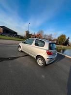 Toyota Yaris 1.3 Dealer onderhouden, Auto's, Voorwielaandrijving, 1299 cc, 4 cilinders, 400 kg