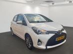 Toyota Yaris 1.0 VVT-i Business Plus Stoelverwarming, Voorwielaandrijving, Gebruikt, Euro 6, Handgeschakeld