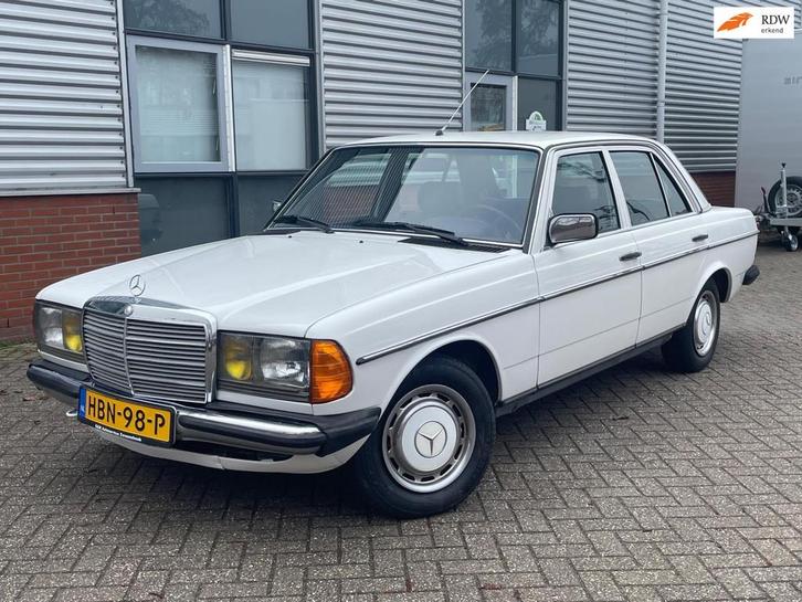 Mercedes-Benz 200-280 (W123) 230E Airco Roestvrij belastingv, Auto's, Mercedes-Benz, Te koop, 200-Serie, Airconditioning, Centrale vergrendeling