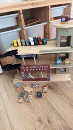 Little dutch garage, Kinderen en Baby's, Speelgoed | Houten speelgoed, Ophalen, Zo goed als nieuw
