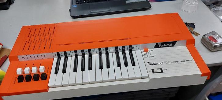 Vintage Bontempi Orgel - Model 304, Muziek en Instrumenten, Bladmuziek, Zo goed als nieuw, Overige soorten, Orgel, Ophalen of Verzenden