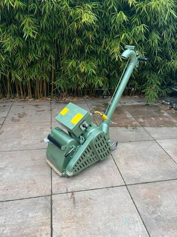 Lagler Hummel Parketschuurmachine  beschikbaar voor biedingen