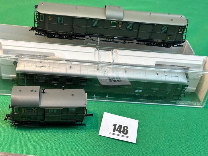 146 Fleischmann 3 wagons 5810 01 5675 20 + remmerswagen, Hobby en Vrije tijd, Modeltreinen | H0, Gebruikt, Wagon, Gelijkstroom