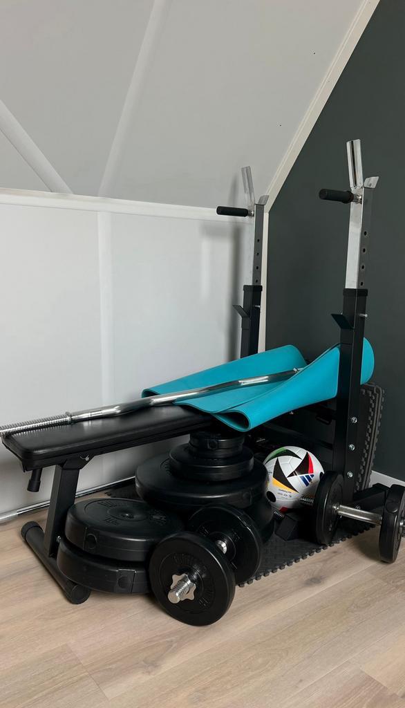 Gym set, Sport en Fitness, Fitnessmaterialen, Zo goed als nieuw, Ophalen