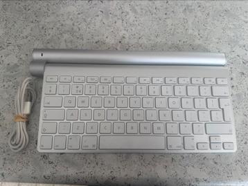 Apple wireless keyboard in nette staat beschikbaar voor biedingen