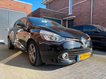 Renault Clio TCE 66KW 5-DRS Zwart | Nieuwe APK beschikbaar voor biedingen