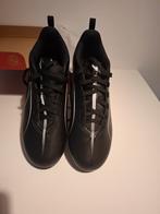 Nieuw: PUMA Ultra 5 Play FG/AG, maat 37,5, Ophalen of Verzenden, Nieuw, Schoenen