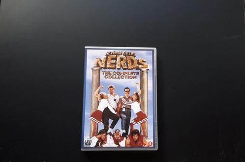DVD Revenge of the Nerds 1-4 box *VERKOCHT*, Cd's en Dvd's, Dvd's | Klassiekers, Zo goed als nieuw, Verzenden