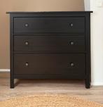 Hemnes houten ladekast Ikea - zwart - 3 lades, Huis en Inrichting, Kasten | Ladekasten, Ophalen, Gebruikt, 100 tot 150 cm, 3 of 4 laden