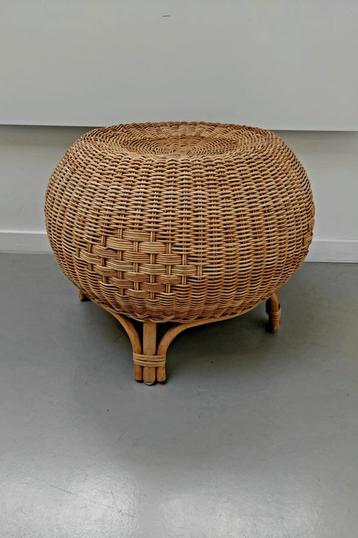 Vintage Rotan krukje Jaren 70 beschikbaar voor biedingen