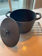 IKEA Vardagen Gietijzeren Braadpan / Dutch Oven - Zo Goed Al, Huis en Inrichting, Keuken | Potten en Pannen, Ophalen, Zo goed als nieuw