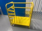 Geel WOWN rekje te koop, Ophalen, Zo goed als nieuw