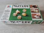 Yahtzee MB Spellen - Klassiek dobbelspel voor de hele famili, MB Spellen, Ophalen of Verzenden, Zo goed als nieuw, Consumercare@hasbro.nl