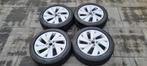 Winterbanden + 17" Velgen VW GTE, Auto-onderdelen, Banden en Velgen, Ophalen, 17 inch, Winterbanden, 225 mm