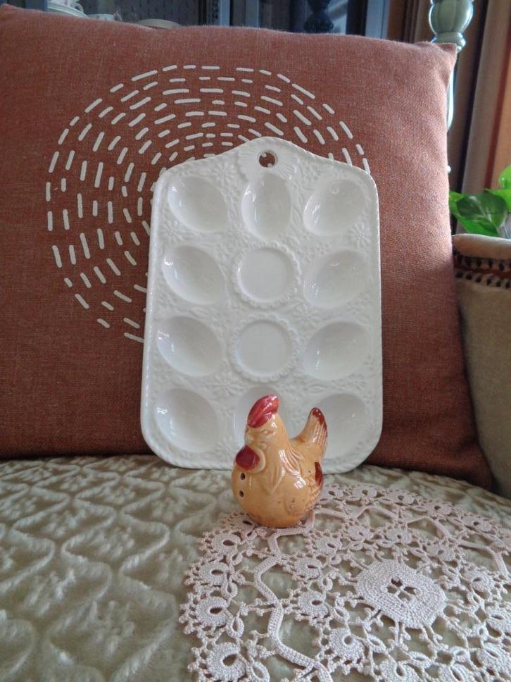 Vintage Eierschaal met Geel Zoutvaatje Kip ** Mimosa **, Antiek en Kunst, Antiek | Servies los, Ophalen of Verzenden