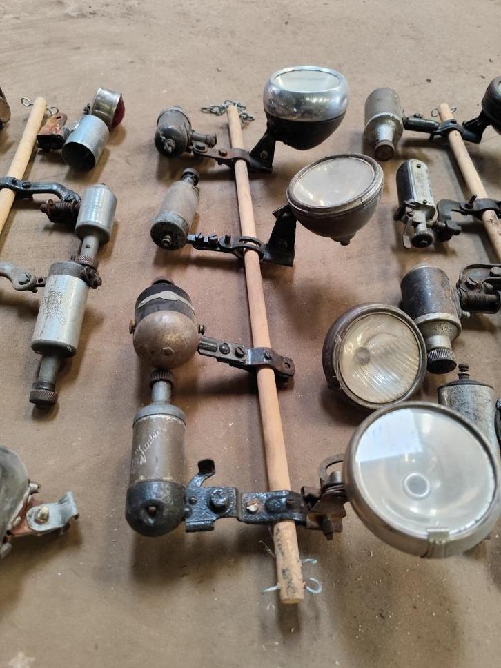 antieke fietsverlichting, fietsdynamo's -lampen verzameling, Fietsen en Brommers, Fietsaccessoires | Fietsverlichting, Verlichtingsset