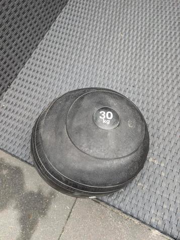 Slam ball 30 kg – Strongway – Zware kwaliteit – beschikbaar voor biedingen