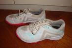 Mizuno veld hockey schoenen, wit rood licht blauw, maat 36, Ophalen of Verzenden, Zo goed als nieuw, Schoenen