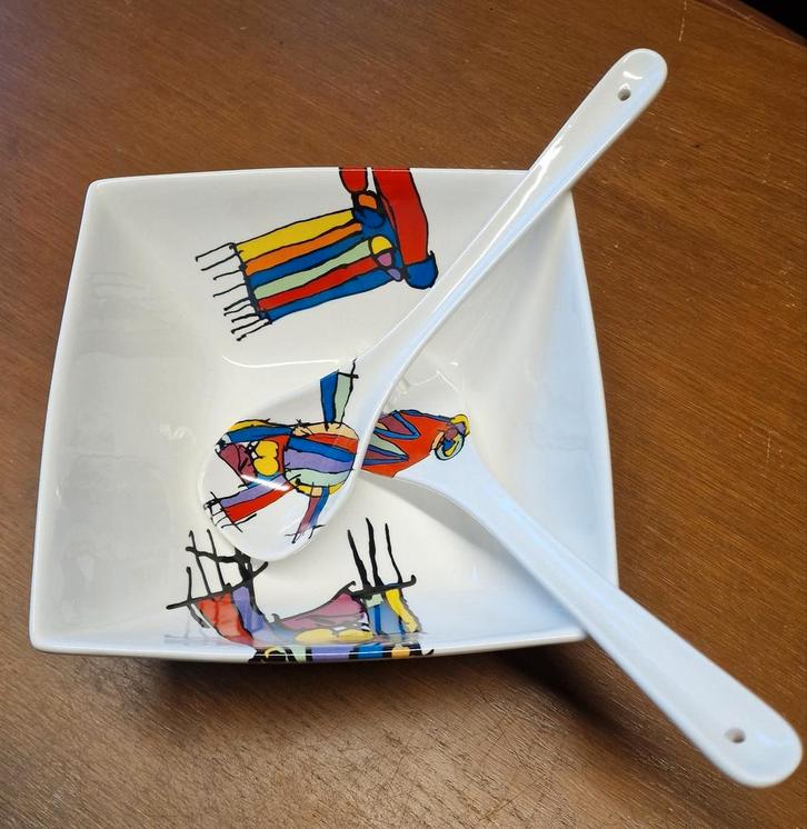 Slakom met bijpassend slacouvert, Huis en Inrichting, Keuken | Servies, Nieuw, Schaal of Schalen, Overige stijlen, Keramiek, Ophalen