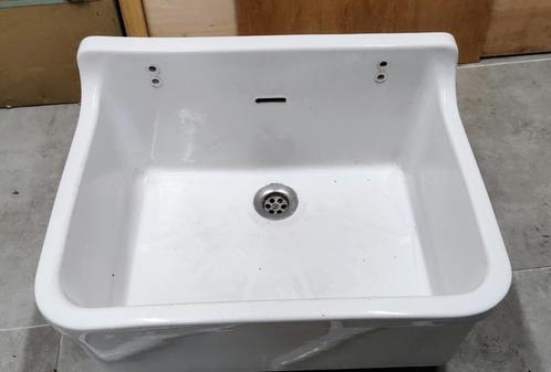 Witte emaille uitstortgootsteen, Doe-het-zelf en Verbouw, Sanitair, Gebruikt, Wastafel, Ophalen