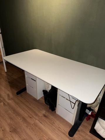 Ikea Bekant Zit-Sta Bureau 160x80 cm - afbeelding 1