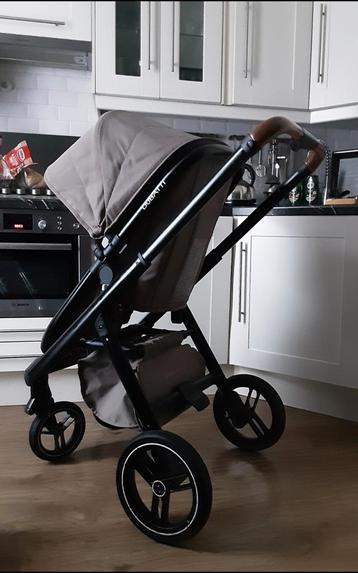 Kinderwagen Dubatti buggy ZO GOED ALS NIEUW  beschikbaar voor biedingen